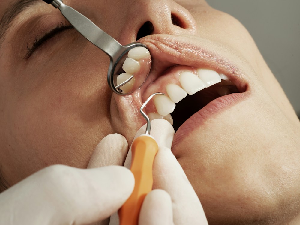 Modern dental care in a calm studio
